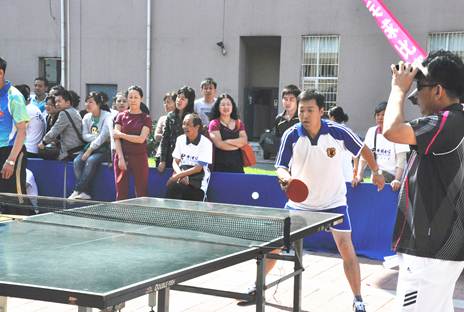 集团公司员工参加“天翼杯”乒乓球比赛(图1)